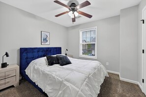 2 bedrooms, desk, iron/ironing board, travel crib