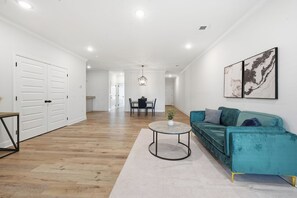 Interior - Relaxing 2BR Home w/ Contemporary Style (Madison)