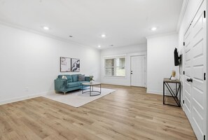 Télévision, espaces bureaux