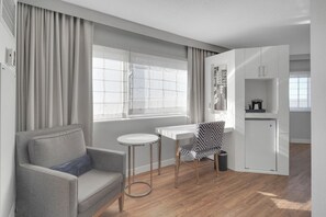 Interior - World of Blue: Beautiful King Hotel Room (East Rutherford)