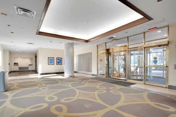 المنشأة من الداخل