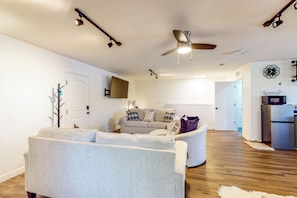 Interior - Dog-friendly Apt w/ Fenced Yard in Winter Park (Winter Park)
