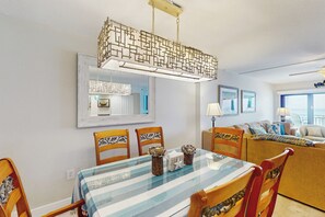 Apartamento (2 Bedrooms) | Parte interna