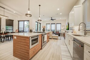 Interior - 3 Mi to San Antonio River Walk: Gem w/ Heated Pool (San Antonio)