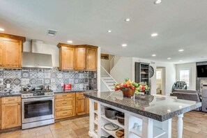 Nhà (4 Bedrooms) | Nội thất