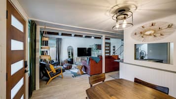House (1 Bedroom) | Interior