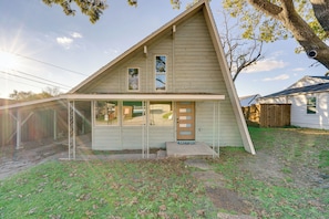 Interior - Frisco A-frame: Near PGA Frisco & The Star! (Frisco)