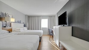 Fer et planche à repasser, Wi-Fi gratuit, draps fournis