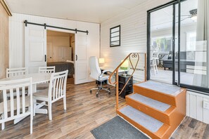 Interior - Resort Amenities, 7 Mi to Dtwn: Sarasota Home! (Sarasota)