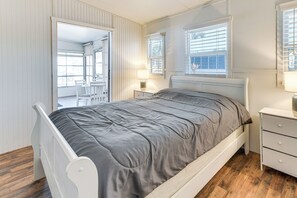 Interior - Resort Amenities, 7 Mi to Dtwn: Sarasota Home! (Sarasota)