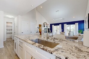Apartment (2 Bedrooms) | Interior - 2 BR Condo w/ Golf Course Views & Pool (Myrtle Beach)