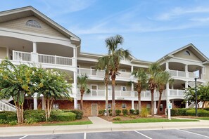 Interior - Pool & Tennis! Updated Barefoot Resort Condo (North Myrtle Beach)