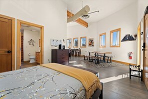 Apartment (1 Bedroom) | Interior - City 1BR Mtn-view Rocky Mountain National Park (Estes Park)
