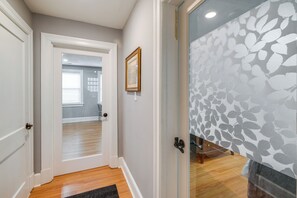 Apartment (1 Bedroom) | Interior - Easy Metro Access: Wfh-friendly Apt 7 Mi to DC! (Silver Spring)