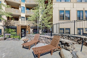 Apartment (1 Bedroom) | Interior - 1BR Ski-in/ski-out Condo w/ Views, Pool, Hot Tub (Olympic Valley)