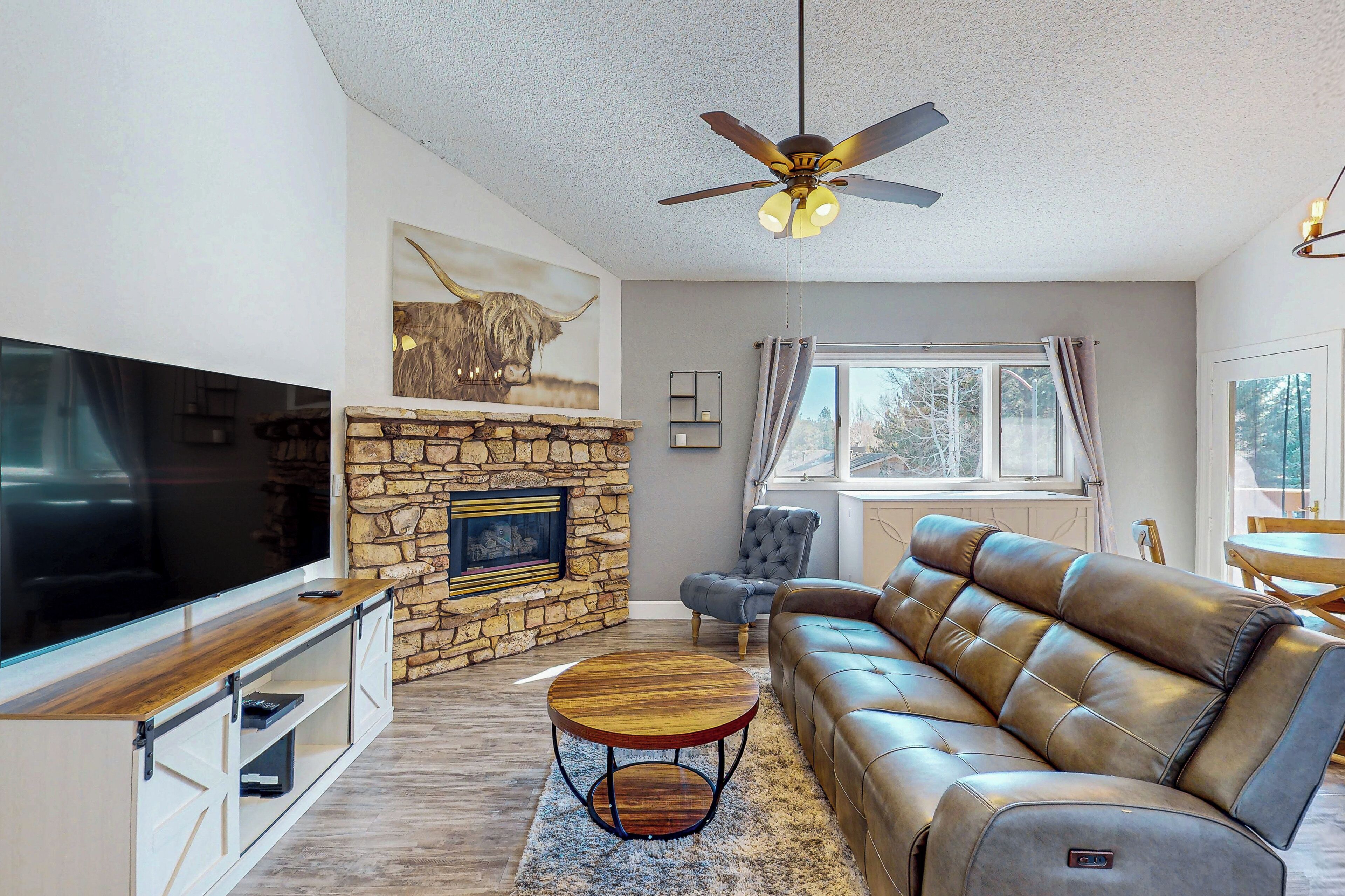 Apartment (2 Bedrooms) | Front of property