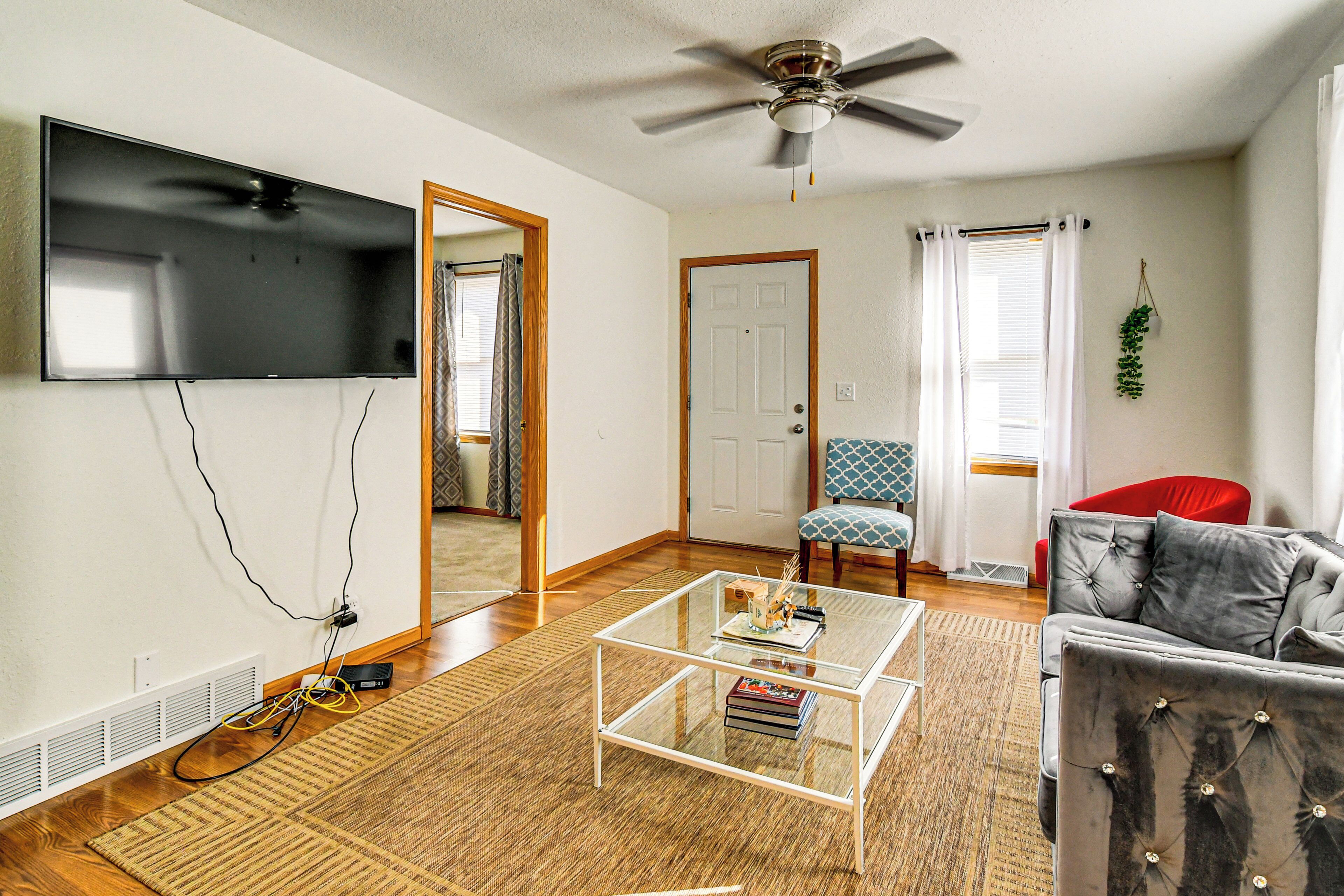 House (3 Bedrooms) | Interior