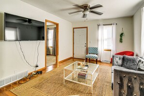 House (3 Bedrooms) | Interior - Pet-friendly Home 2 Mi to Downtown Des Moines! (Des Moines)