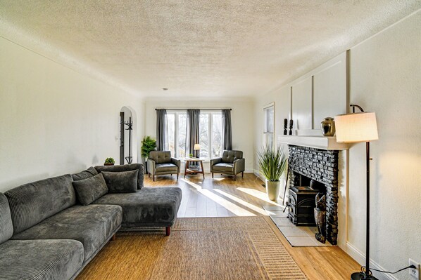 House (4 Bedrooms) | Interior