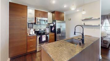 House (2 Bedrooms) | Interior