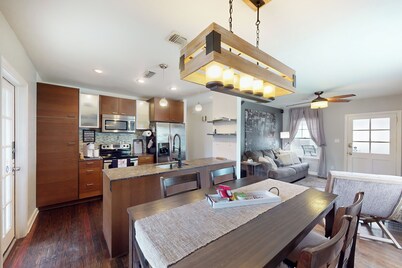 Dog-friendly Yard! Walkable Dixieland District Gem