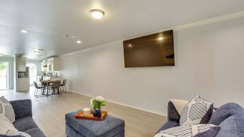 Apartment (1 Bedroom) | Interior