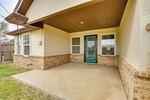 Apartment (1 Bedroom) | Interior - 2 Mi to Depot District: Dog-friendly 1BR Getaway! (Lubbock)