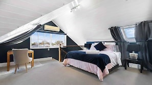 4 bedrooms, iron/ironing board, travel cot, WiFi