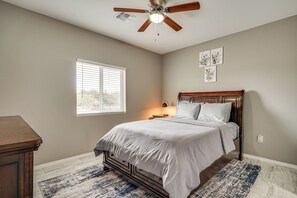 Apartment (2 Bedrooms) | Interior - 14 Mi to Saguaro NP: Adventure-ready Townhome (Tucson)