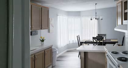 Countryside 3BR on 1 Protected Acre w/ Grill