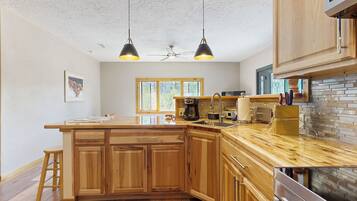 House (1 Bedroom) | Interior