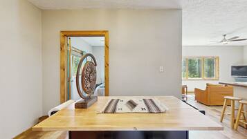 House (1 Bedroom) | Interior