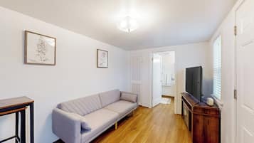 House (1 Bedroom) | Interior