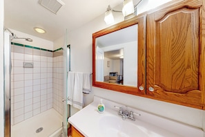House (1 Bedroom) | Interior