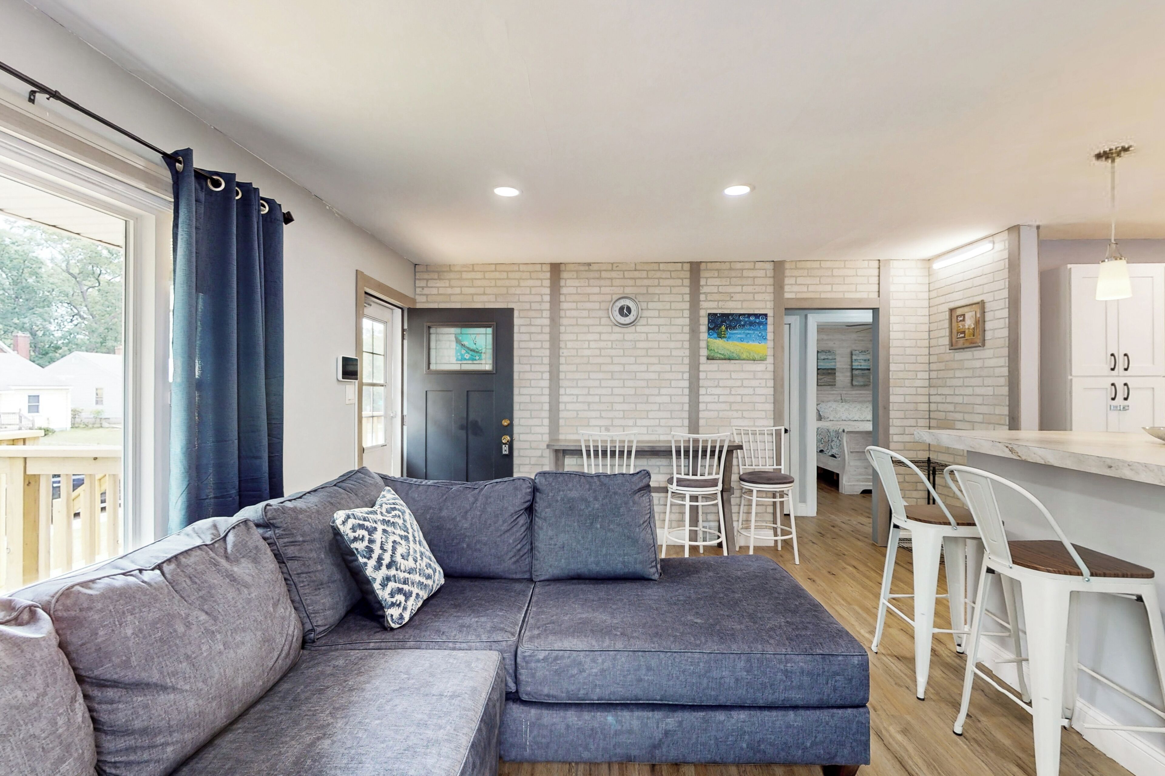 المنشأة من الداخل