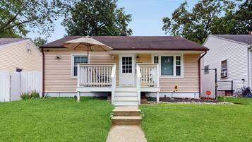 House (3 Bedrooms) | Front of property