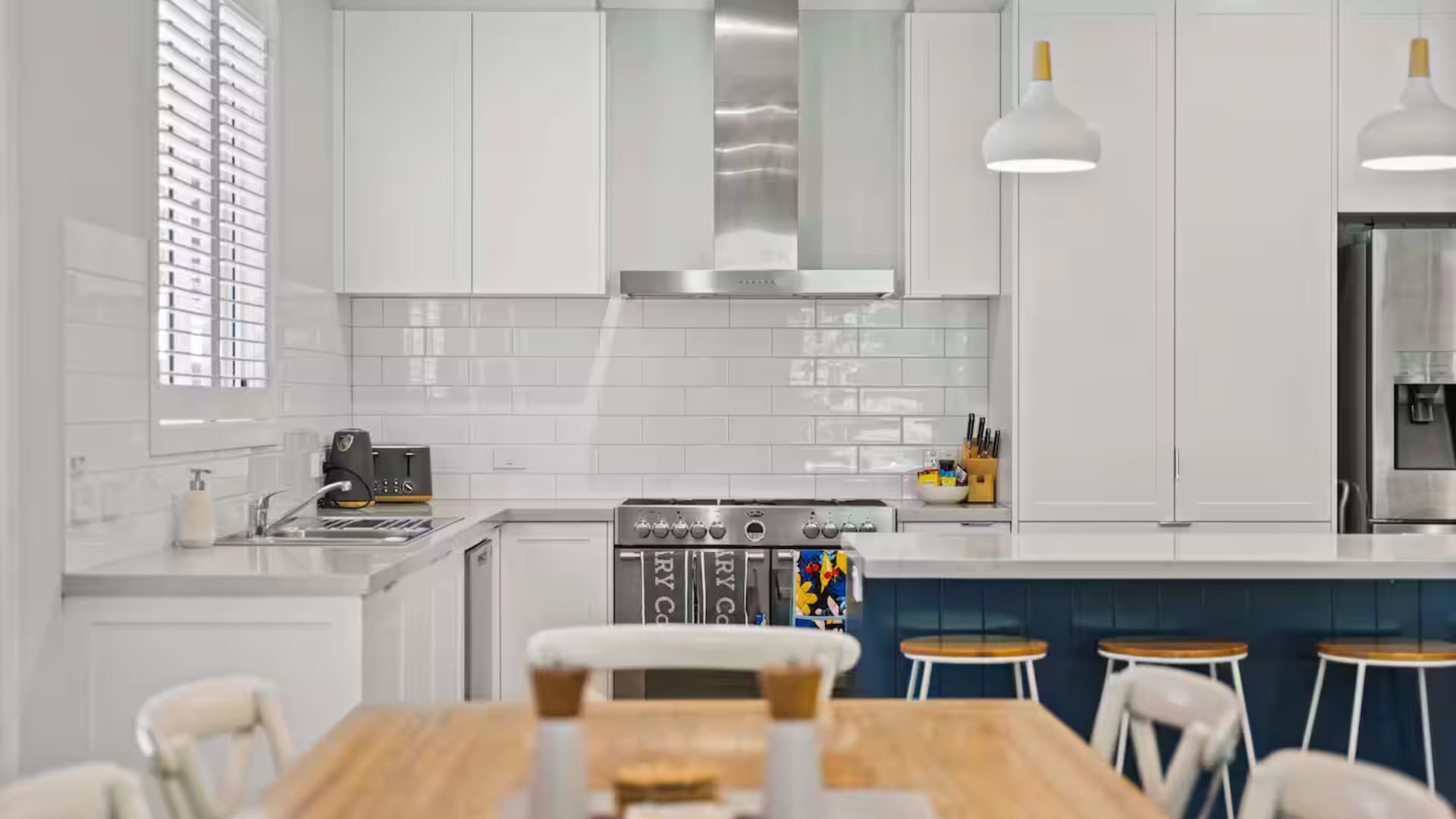 Mikrobølgeovn, ovn, kogeplade, opvaskemaskine