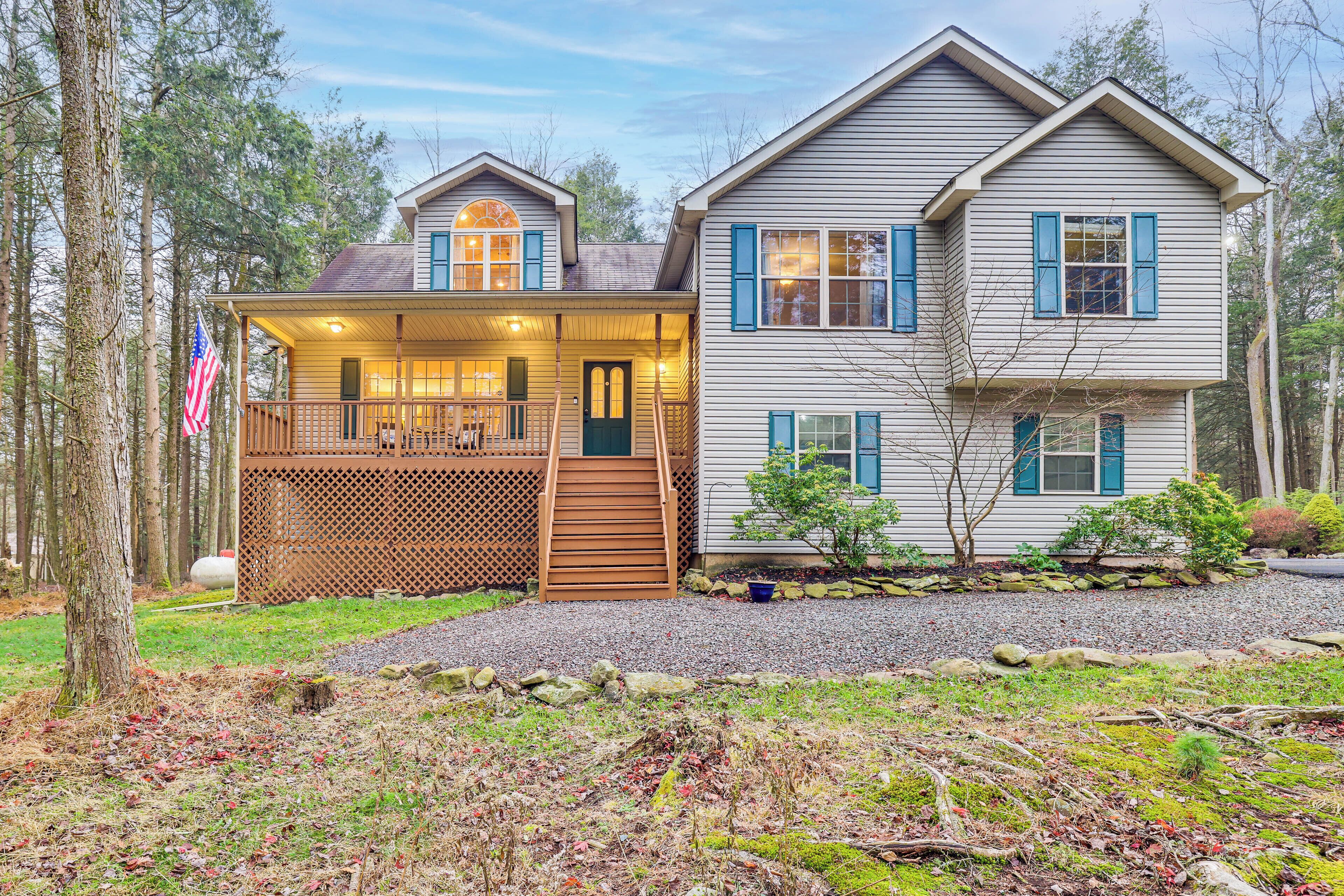 House (4 Bedrooms) | Front of property