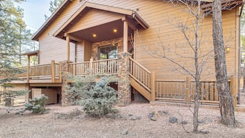 ์ํํธ (3 Bedrooms) | ๋ด๋ถ