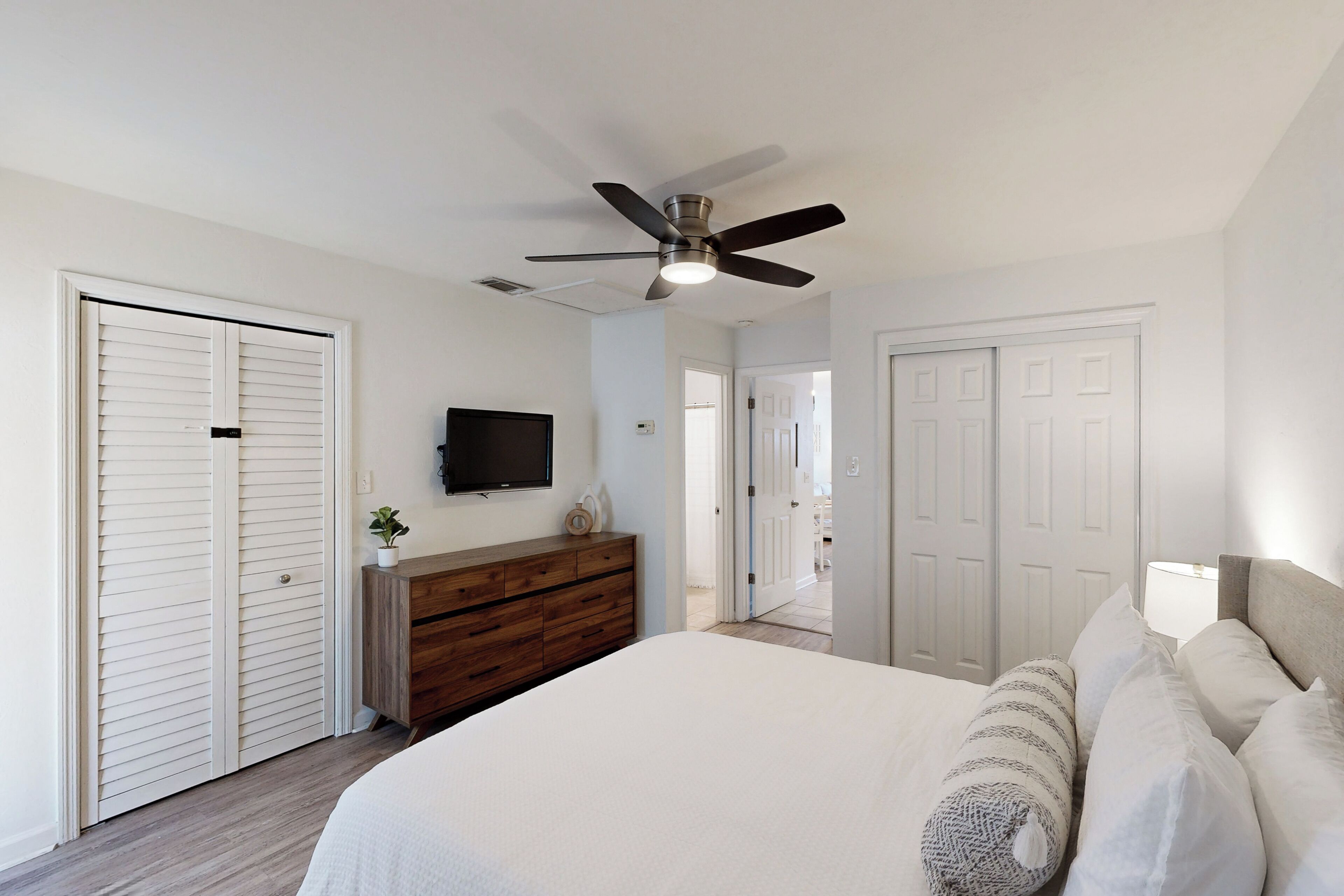 Apartment (1 Bedroom) | Interior