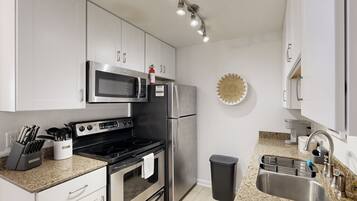 Apartment (1 Bedroom) | Interior