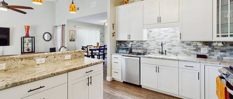 Casa (2 Bedrooms) | Interior