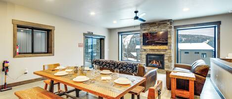 Apartment (3 Bedrooms) | Front of property