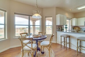 Talo (4 Bedrooms) | Sisätilat