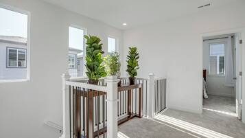 Rumah (4 Bedrooms) | Interior