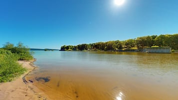 Rumah (4 Bedrooms) | Interior