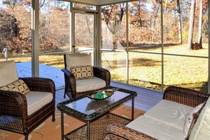 House (4 Bedrooms) | Interior - 4BR 'lake Arrowhead Hideaway' w/ Great Location (Nekoosa)