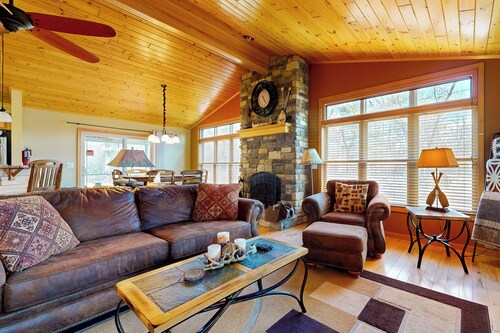 4BR 'lake Arrowhead Hideaway' w/ Great Location