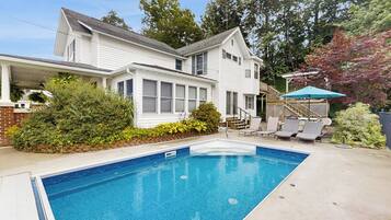 House (5 Bedrooms) | Front of property