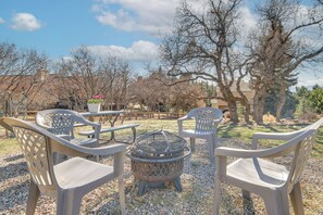 Apartment (2 Bedrooms) | Interior - Private Hot Tub, 4 Mi to Usafa: Cozy Apartment! (Colorado Springs)